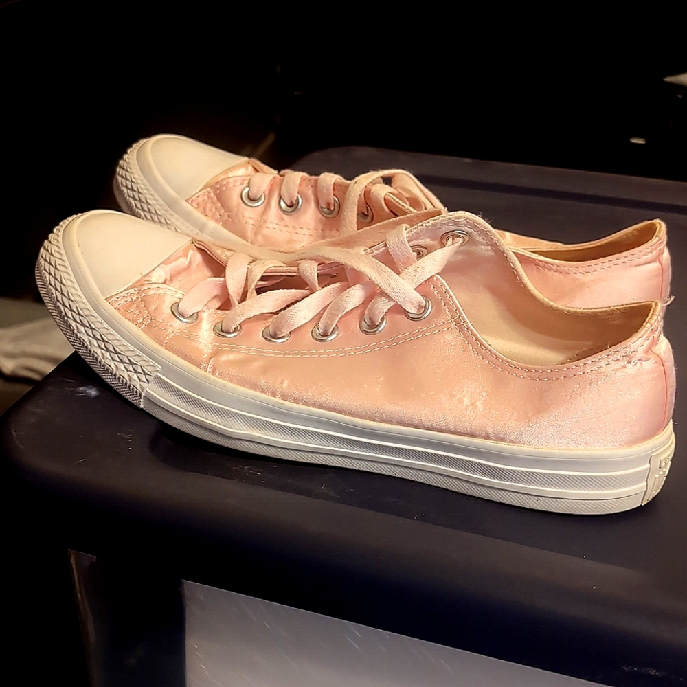 CONVERSE LIGHT PINK SILK